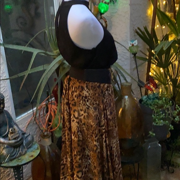 🖤🖤Gorgeous 2Piece Outfit🖤🖤 - Picture 4 of 5